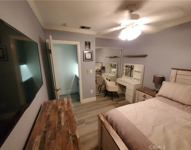 28498 Sycamore - Photo Thumbnail 10