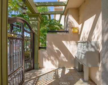 333 Milford Street - Photo Thumbnail 6