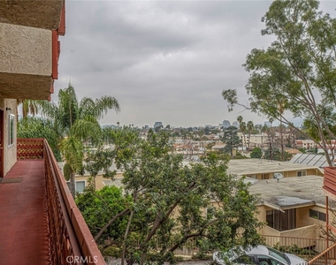 1523 E Windsor - Photo Thumbnail 29