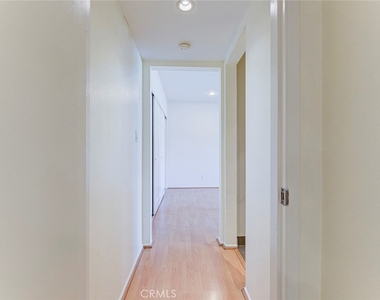 1523 E Windsor - Photo Thumbnail 16