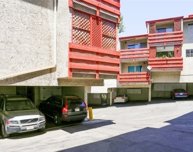 1523 E Windsor - Photo Thumbnail 41
