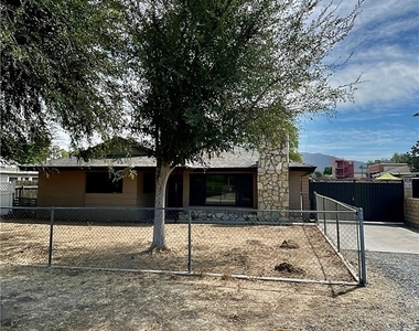 3961 Center - Photo Thumbnail 2