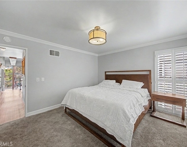 6315 Marina Pacifica Drive S - Photo Thumbnail 6