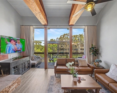 6315 Marina Pacifica Drive S - Photo Thumbnail 18