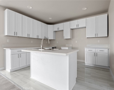 8411 Buckthorn - Photo Thumbnail 11