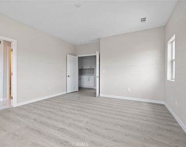 8411 Buckthorn - Photo Thumbnail 39