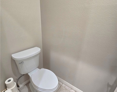 1475 S Upland Hills Drive - Photo Thumbnail 9