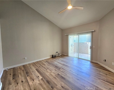 1475 S Upland Hills Drive - Photo Thumbnail 11