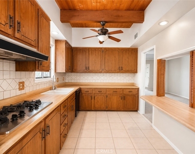 2025 E Idahome Street - Photo Thumbnail 6