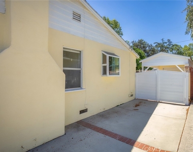 431 N Fairview Street - Photo Thumbnail 31