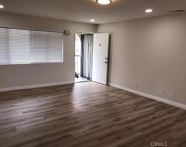 832 Padilla Street - Photo Thumbnail 3