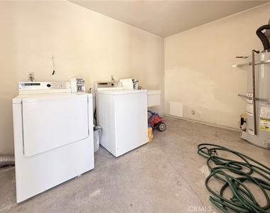 832 Padilla Street - Photo Thumbnail 11