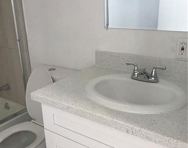 832 Padilla Street - Photo Thumbnail 9