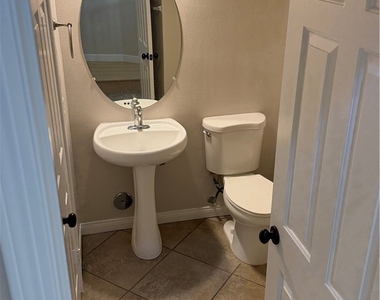 4223 Emerald Avenue - Photo Thumbnail 20