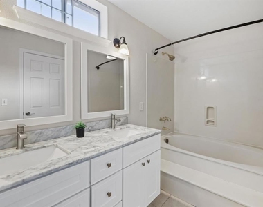 4354 Terrabella Way - Photo Thumbnail 21