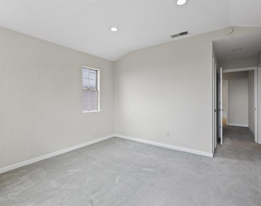 4354 Terrabella Way - Photo Thumbnail 18