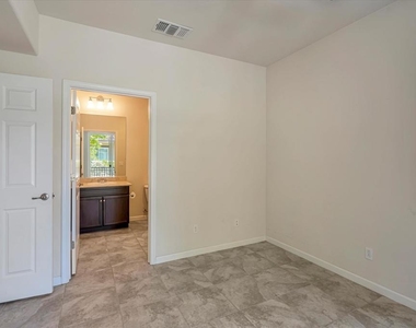1139 Genco Terrace - Photo Thumbnail 14