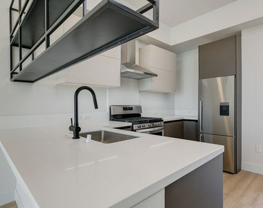 3833 Dunn - Photo Thumbnail 14