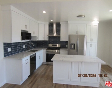 2350 1/2 Teviot Street - Photo Thumbnail 2
