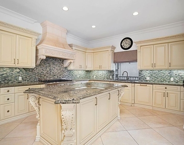 3836 Mound View Avenue - Photo Thumbnail 16