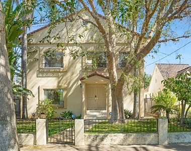 3836 Mound View Avenue - Photo Thumbnail 1