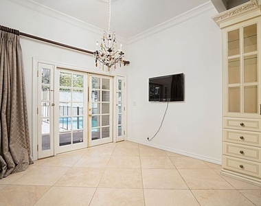 3836 Mound View Avenue - Photo Thumbnail 18