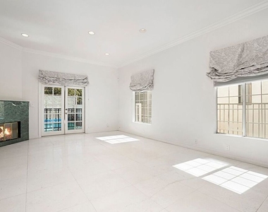 3836 Mound View Avenue - Photo Thumbnail 13
