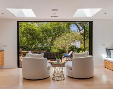 874 N Norman Place - Photo Thumbnail 22