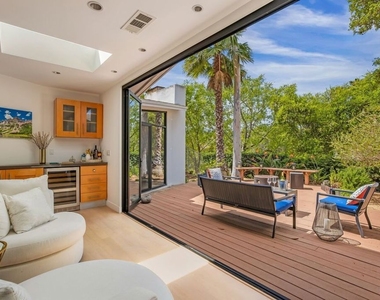 874 N Norman Place - Photo Thumbnail 23