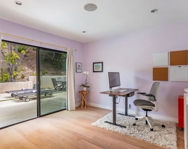 874 N Norman Place - Photo Thumbnail 38