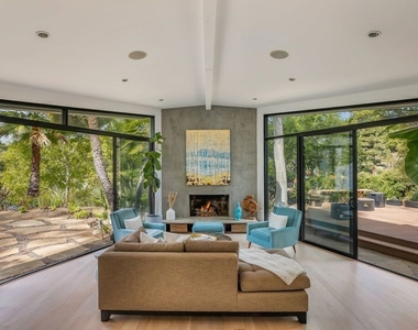 874 N Norman Place - Photo Thumbnail 5