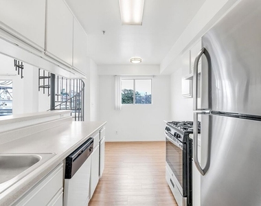 1616 Brockton Avenue - Photo Thumbnail 6