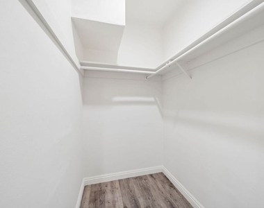 510 Pacific Avenue - Photo Thumbnail 11