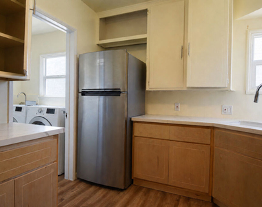 9116 S 5th Avenue - Photo Thumbnail 10