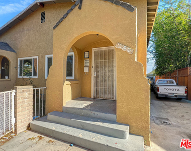 2166 W 29th Place - Photo Thumbnail 10