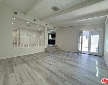 15830 Blackhawk Street - Photo Thumbnail 6