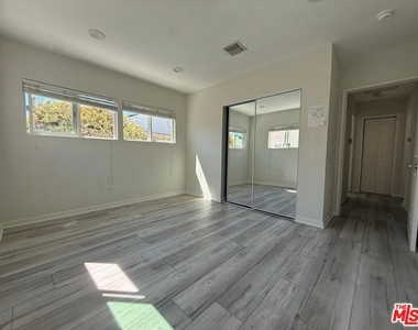15830 Blackhawk Street - Photo Thumbnail 15