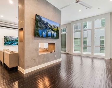 13320 Beach Avenue - Photo Thumbnail 12