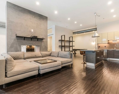 13320 Beach Avenue - Photo Thumbnail 6