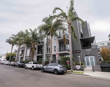13320 Beach Avenue - Photo Thumbnail 20