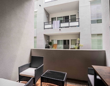 13320 Beach Avenue - Photo Thumbnail 19