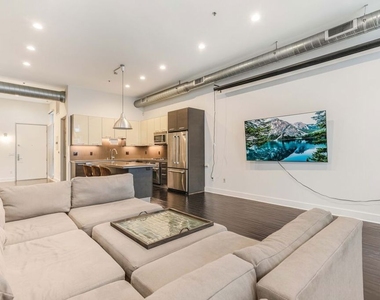 13320 Beach Avenue - Photo Thumbnail 7