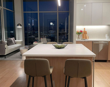 11750 Wilshire Boulevard - Photo Thumbnail 3