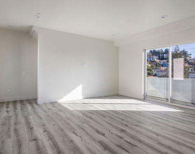 2494 W Shenyad Court - Photo Thumbnail 2