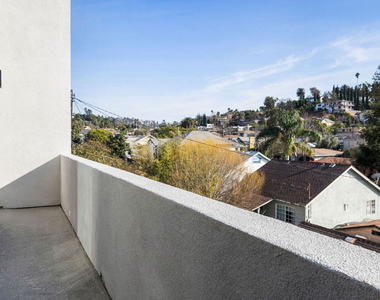 2494 W Shenyad Court - Photo Thumbnail 14