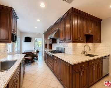 2200 S Canfield Avenue - Photo Thumbnail 1