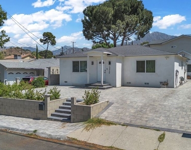 10930 Eldora Avenue - Photo Thumbnail 1