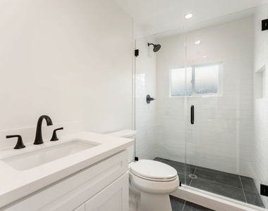 4245 Normal Avenue - Photo Thumbnail 18