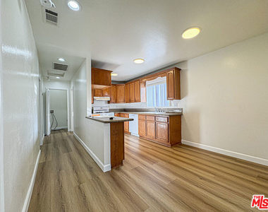 1555 204th Street - Photo Thumbnail 3