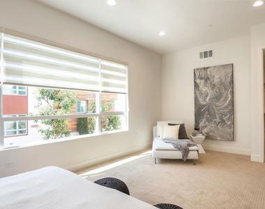 12658 Sandhill Lane - Photo Thumbnail 19